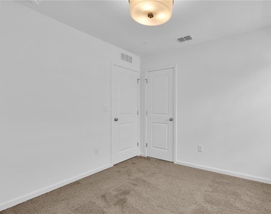 9656 Peace Drive - Photo Thumbnail 14