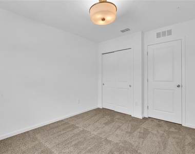 9656 Peace Drive - Photo Thumbnail 12