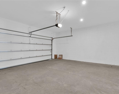 9656 Peace Drive - Photo Thumbnail 7