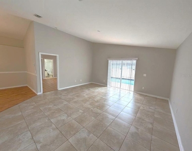 913 Stallion Way - Photo Thumbnail 7