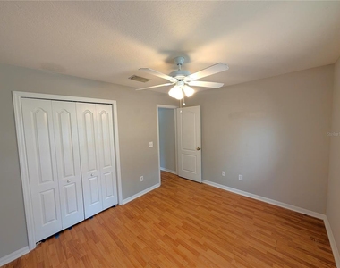913 Stallion Way - Photo Thumbnail 14