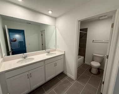3565 Dahlia Drive - Photo Thumbnail 12