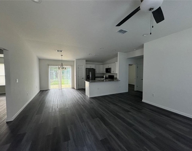 5512 Nw 58th Street - Photo Thumbnail 6