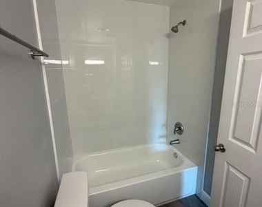 3024 Parkway Boulevard - Photo Thumbnail 13