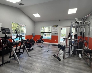 3024 Parkway Boulevard - Photo Thumbnail 16