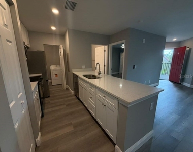 3024 Parkway Boulevard - Photo Thumbnail 4