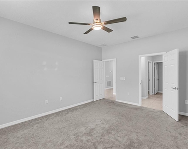 2747 Rowan Street - Photo Thumbnail 16