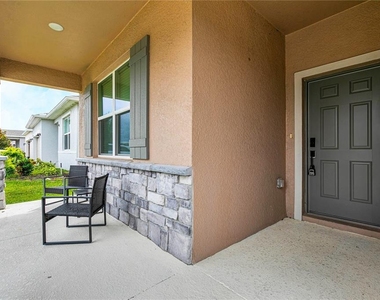 2747 Rowan Street - Photo Thumbnail 5