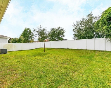 2747 Rowan Street - Photo Thumbnail 35
