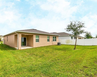 2747 Rowan Street - Photo Thumbnail 33