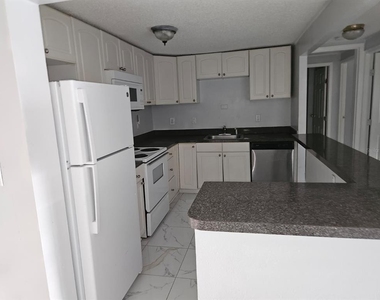 4399 E Michigan Street - Photo Thumbnail 8