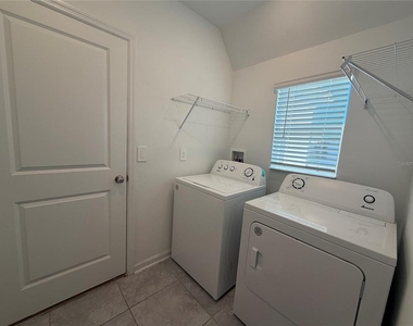 537 Sea Turtle Lane - Photo Thumbnail 12