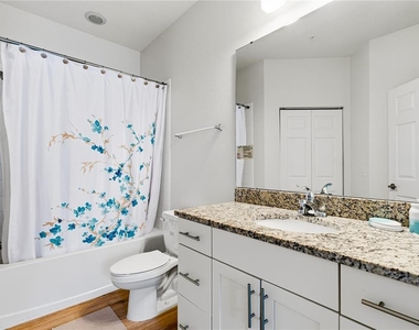 8901 Shine Drive - Photo Thumbnail 10
