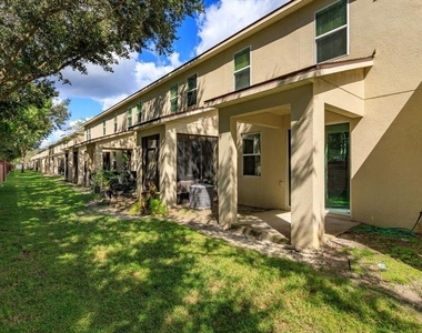1652 Plumeria Place - Photo Thumbnail 17