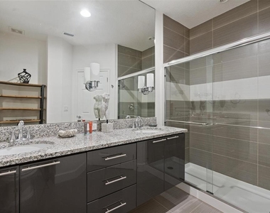 17522 Placidity Avenue - Photo Thumbnail 14