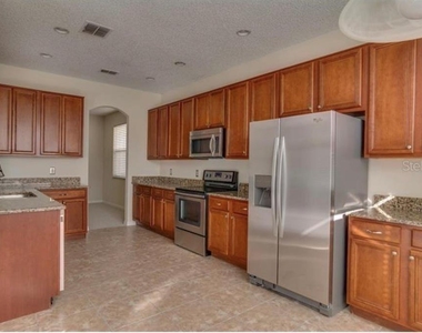 10080 Savannah Bluff Lane - Photo Thumbnail 2