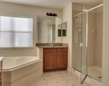 10080 Savannah Bluff Lane - Photo Thumbnail 14