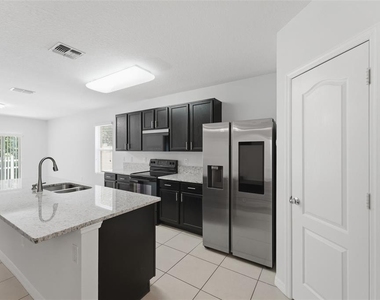 526 Safe Harbor Drive - Photo Thumbnail 10