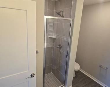 725 Bayside Boulevard - Photo Thumbnail 22