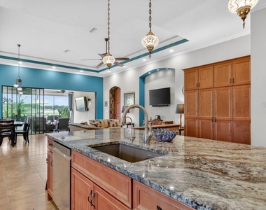 169 Aspen Way - Photo Thumbnail 11