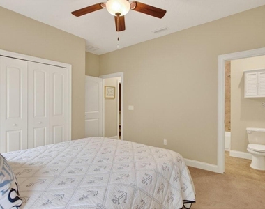 169 Aspen Way - Photo Thumbnail 40