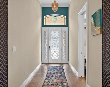 169 Aspen Way - Photo Thumbnail 4