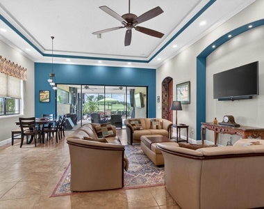 169 Aspen Way - Photo Thumbnail 15