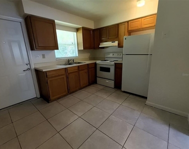 401 Hibiscus Avenue - Photo Thumbnail 4