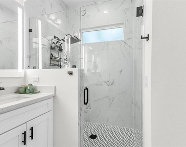 42 Forest Hill Drive - Photo Thumbnail 22