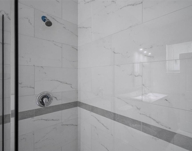 122 Coral Reef Court N - Photo Thumbnail 27