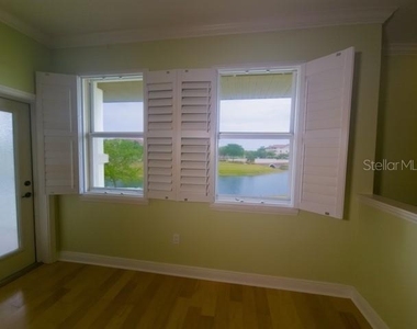 190 Riverview Bend S - Photo Thumbnail 10
