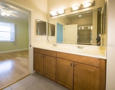 190 Riverview Bend S - Photo Thumbnail 15