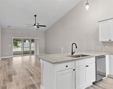 9 Empire Lane - Photo Thumbnail 8