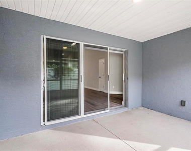 9 Empire Lane - Photo Thumbnail 39