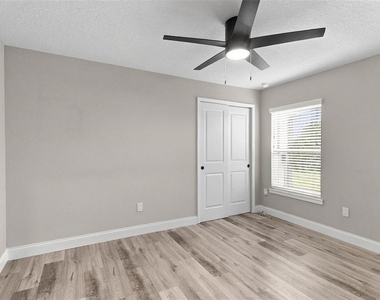 9 Empire Lane - Photo Thumbnail 31