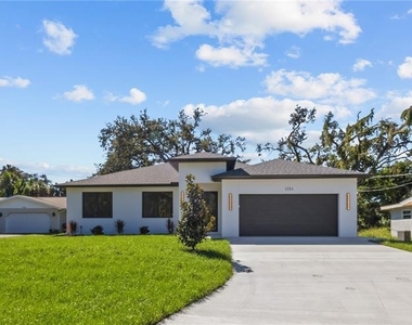1204 Groveland Avenue - Photo Thumbnail 17