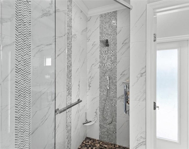 7622 Desert Inn Way - Photo Thumbnail 19