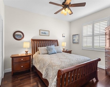 7622 Desert Inn Way - Photo Thumbnail 13