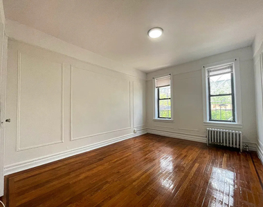 Arden Street/Dongan Pl - Photo Thumbnail 1