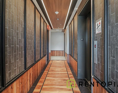 411 Meeker Avenue - Photo Thumbnail 9