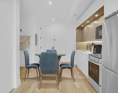411 Meeker Avenue - Photo Thumbnail 1