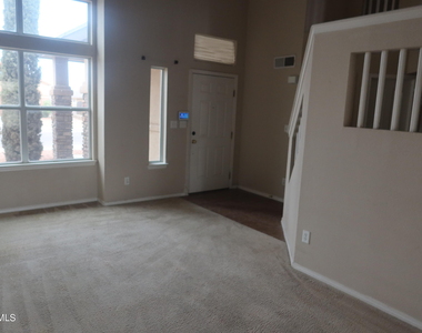 14233 Smokey Point Drive - Photo Thumbnail 3