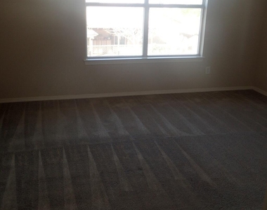 14233 Smokey Point Drive - Photo Thumbnail 18
