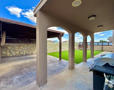 3178 Red Orchard Drive - Photo Thumbnail 32