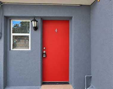 218 Nw I Avenue - Photo Thumbnail 14