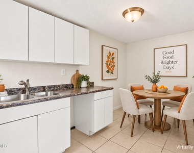 218 Nw I Avenue - Photo Thumbnail 2