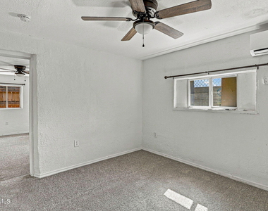 218 Nw I Avenue - Photo Thumbnail 7