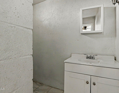 218 Nw I Avenue - Photo Thumbnail 13