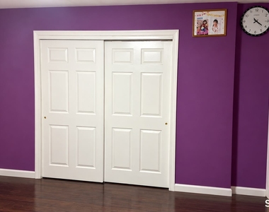 2708 Mill Pond Drive - Photo Thumbnail 7