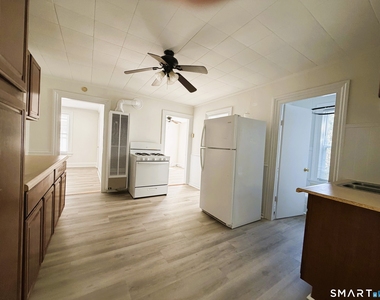 52 Albert Street - Photo Thumbnail 3